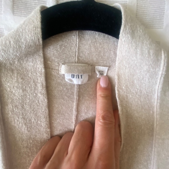 Gap Linen Blend Cardigan Light Tan - Picture 2 of 9